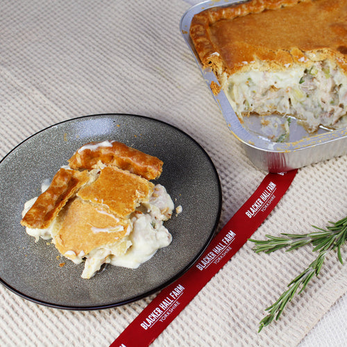 Chicken, Pulled Ham & Leek Party Pie